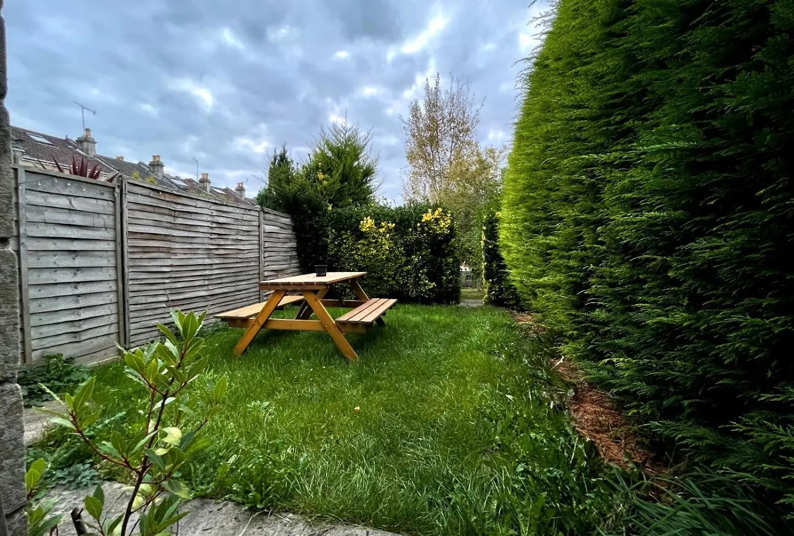The Claude House Villa Bath 0*,  United Kingdom